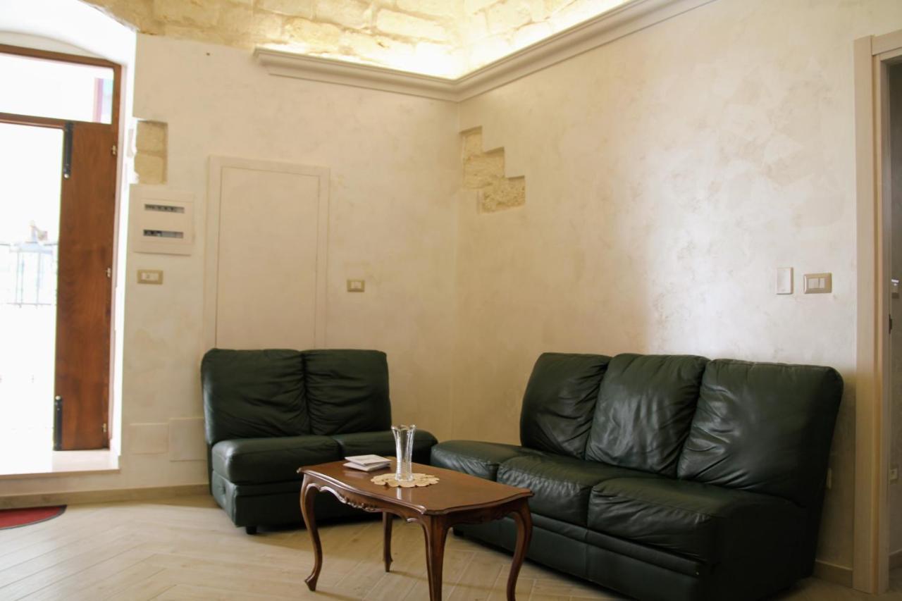 Rooms Dimora Arco - Affitti Brevi Italia Monte SantʼAngelo Exterior foto